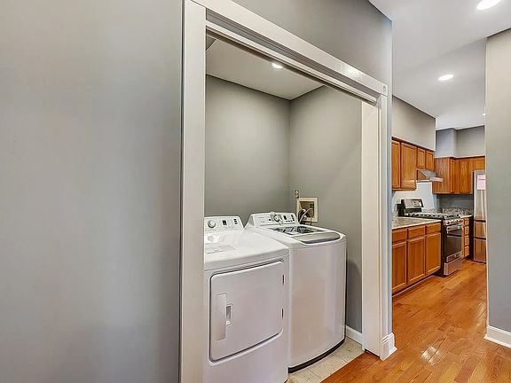 4th image of 850 Lincoln Ave #1