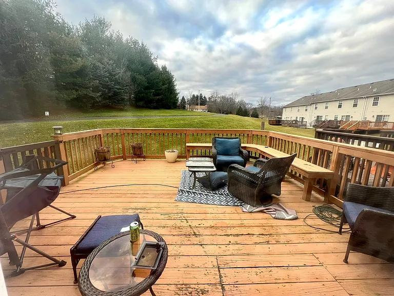 126 Fairway Dr — Photo 24