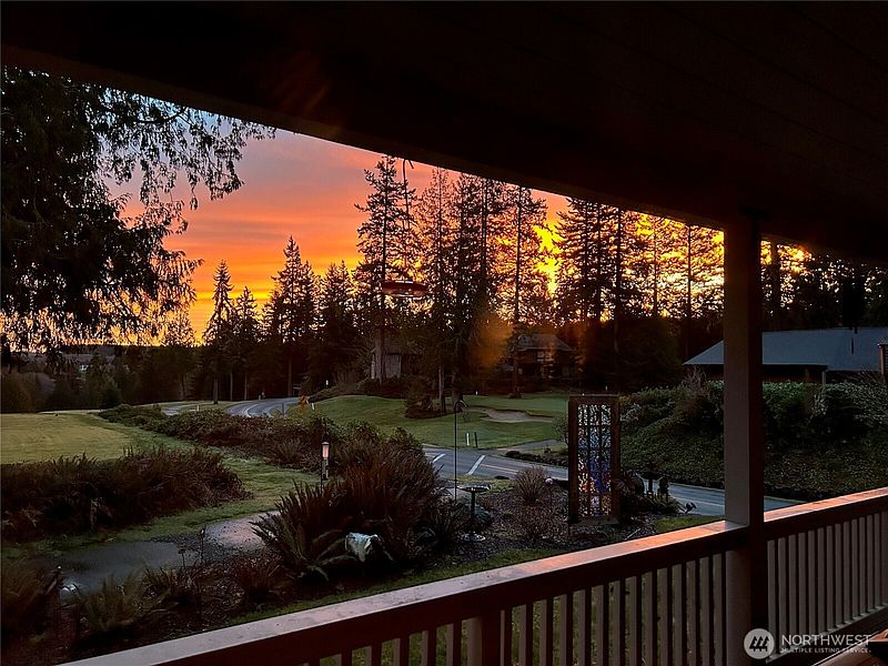 2nd image of 20 Dunsmuir Road