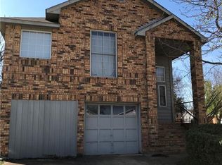 742 Meadowcreek Ct, Garland, TX 75043