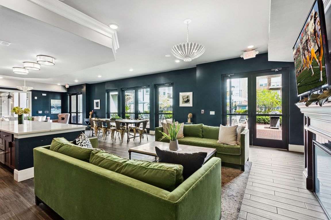 Lumina - 3701 Conti St New Orleans LA (9 units available) | Zillow