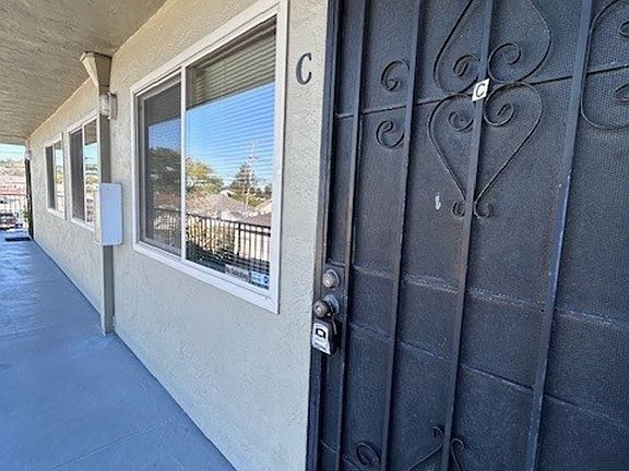 2nd image of 5830 Jefferson Ave APT C