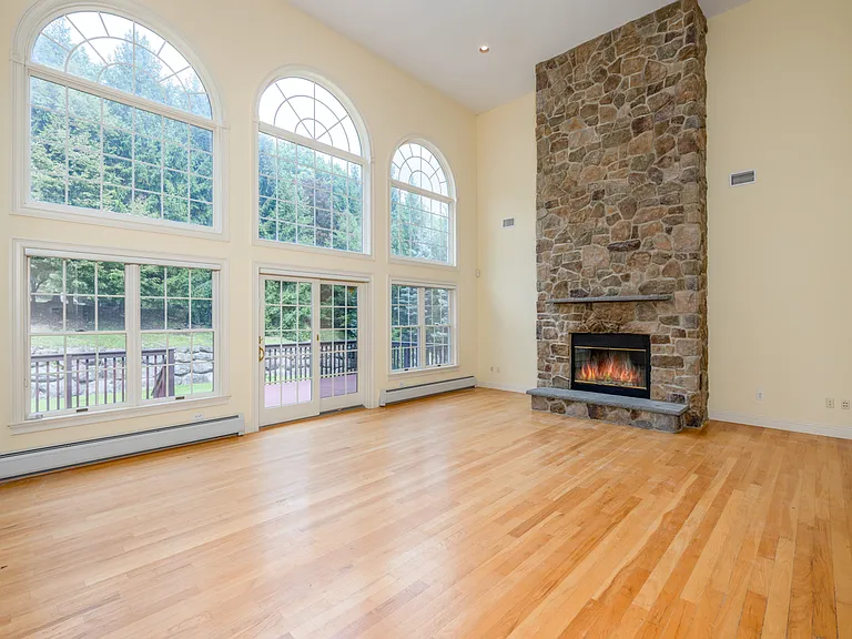 23 Sandyfields Ln — Photo 10