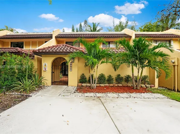 3871 Alcantara Ave #74D, Doral, FL 33178