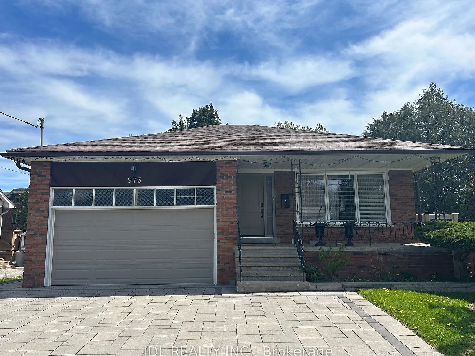 1 bed, $1,298 — Photo 1