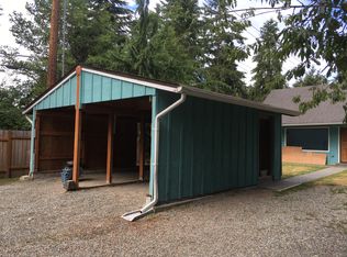 10002 SW Cove Rd, Vashon, WA 98070