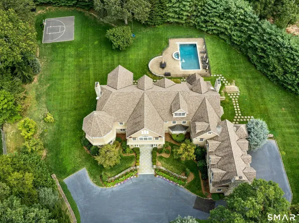 76 Lords Highway, Weston, CT 06883