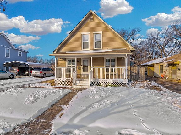 2nd image of 511 S Sycamore St