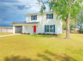 208 Rockdale Ct, Dothan, AL 36301