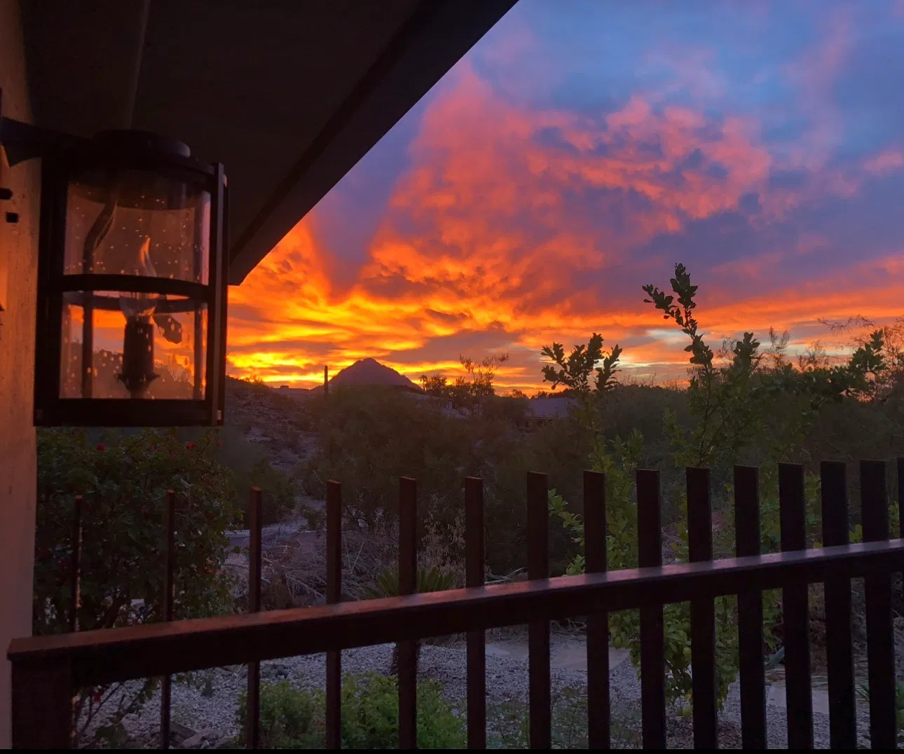 N Arizona Biltmore Cir, Phoenix — Photo 1