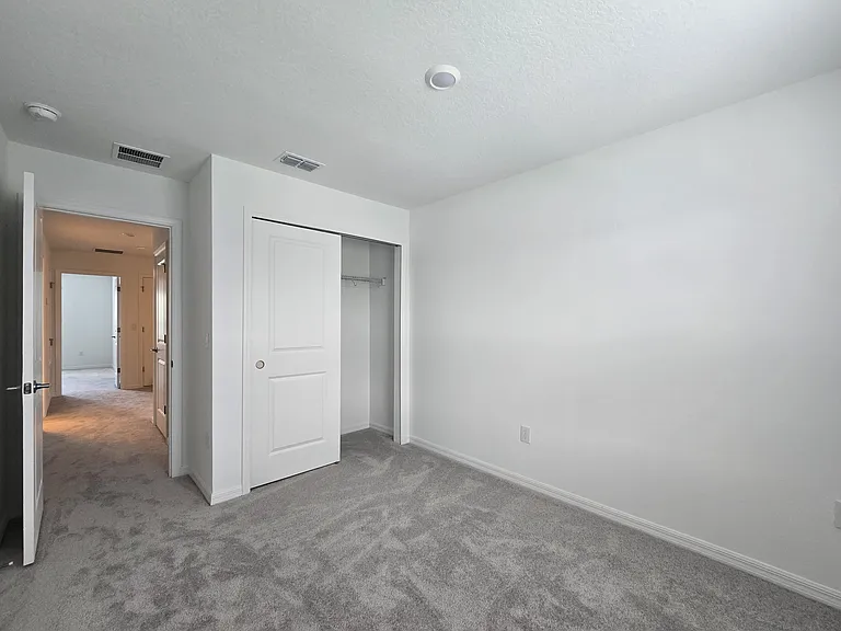 2073 Hallier Cv — Photo 29