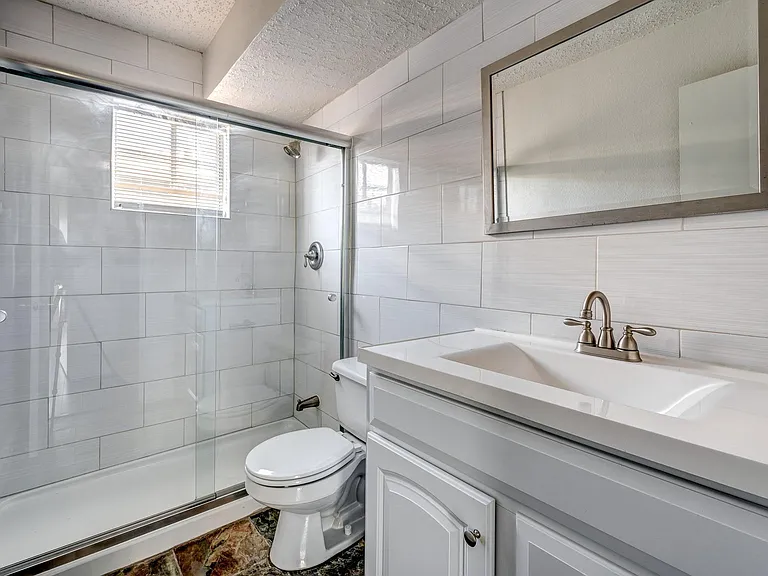 4321 Hazard St #9 — Photo 7