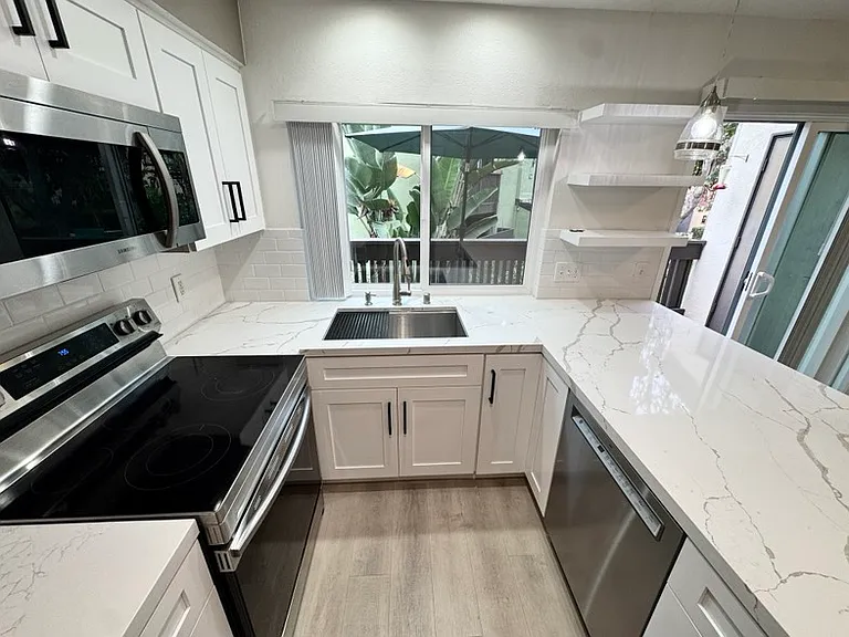 7958 Mission Center Ct #K — Photo 9
