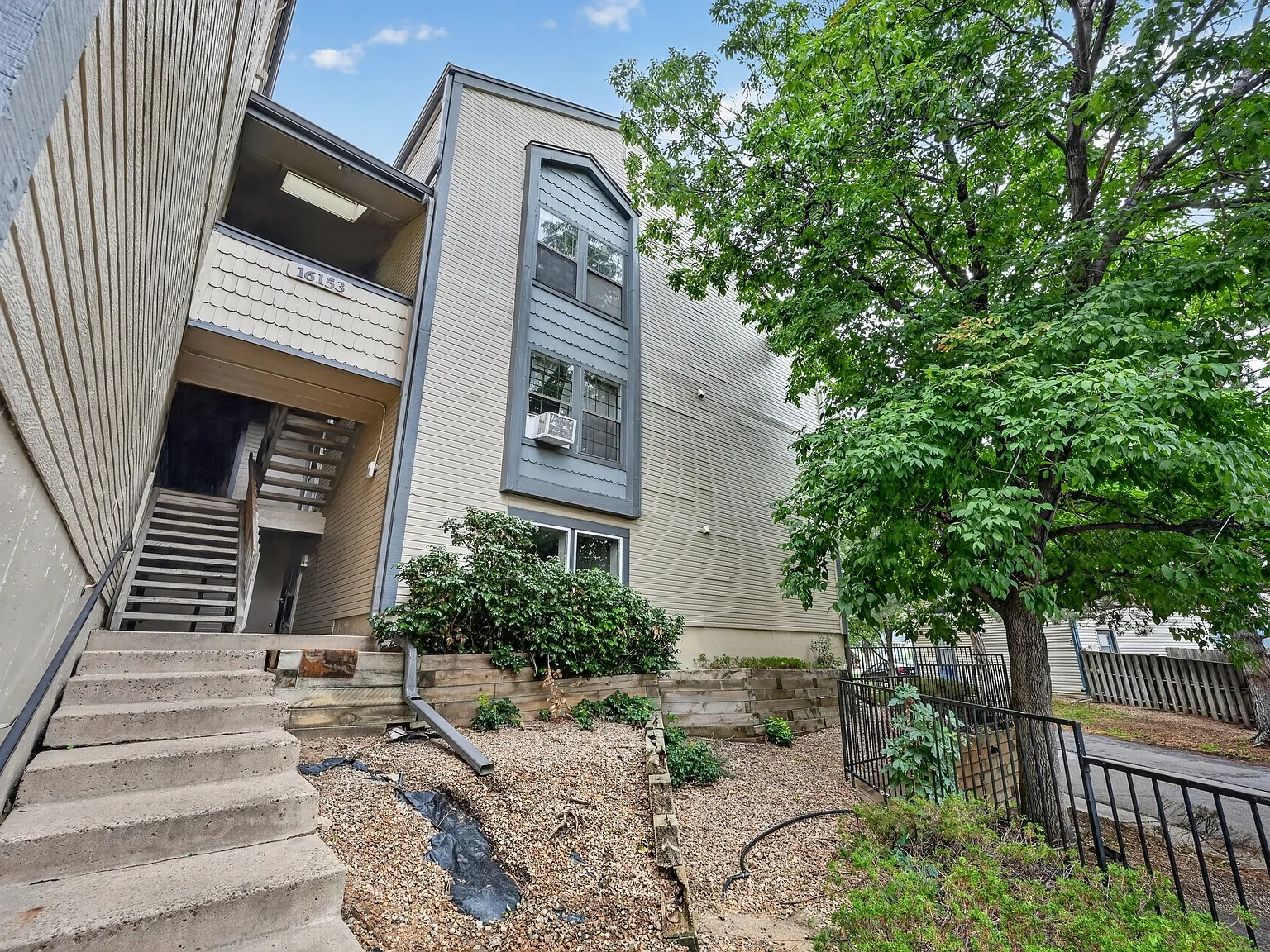 16153 East Alaska Place - 13 — Photo 3