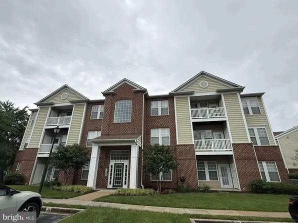 8203 Blue Heron Dr APT 2C, Frederick, MD 21701