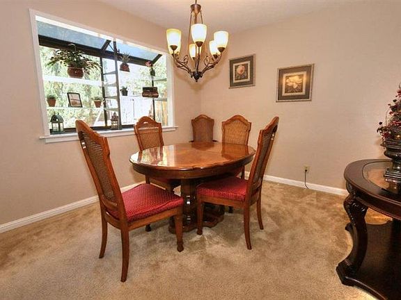 4th image of 7024 Ellsworth Cir