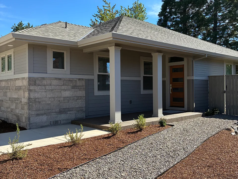838 Mountain View Dr