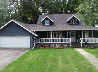 212 2nd Ave SW, Grand Meadow, MN 55936