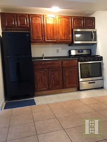 2nd image of 2726 Kingsbridge Ter APT 1