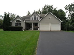 249 S Cooper Rd, New Lenox, IL 60451