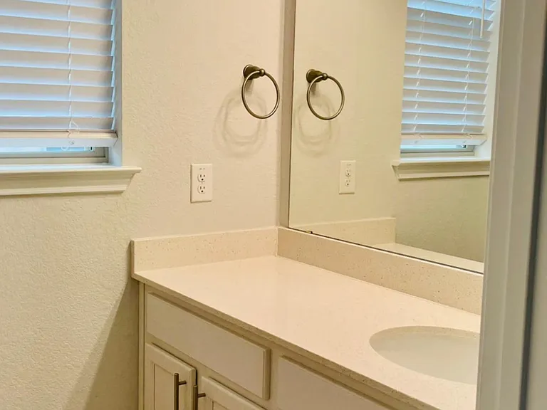 512 Turkey Creek Cv — Photo 31