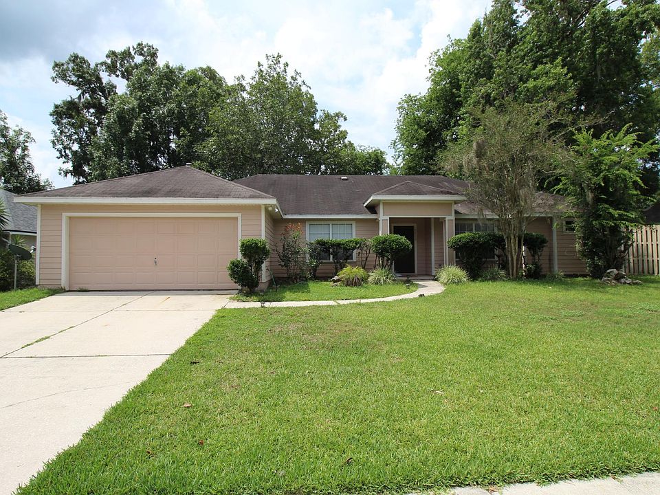 S7713-1 - House front