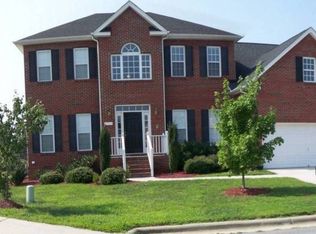 6904 Stella Dr, Whitsett, NC 27377