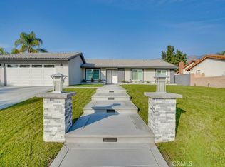 2007 E Redwood Dr, Glendora, CA 91741