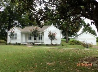 30 Dyersburg Hwy, Trenton, TN 38382