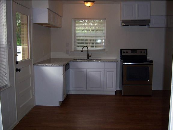 2nd image of 10317 Sandra Lynn Dr
