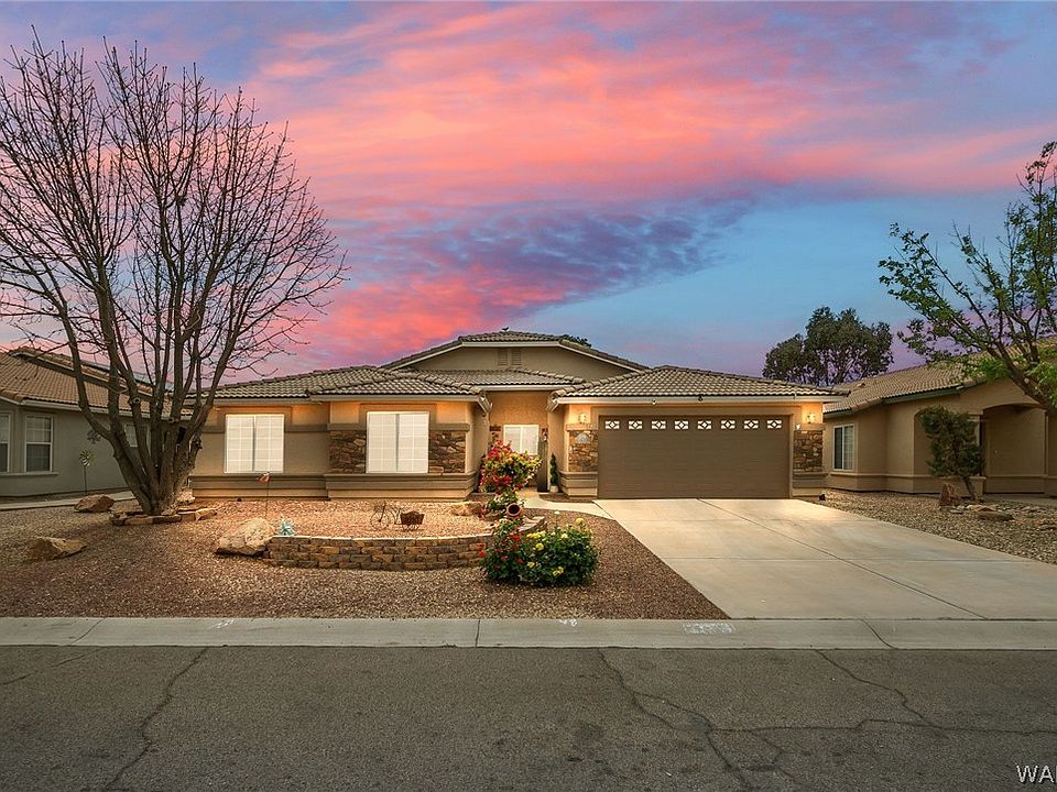 1st image of 3776 E Ames Avenue