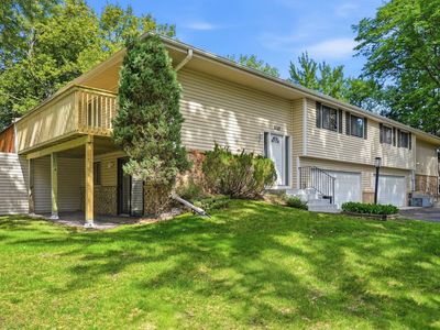 1273 Timbershore Ln, Eagan, MN, 55123