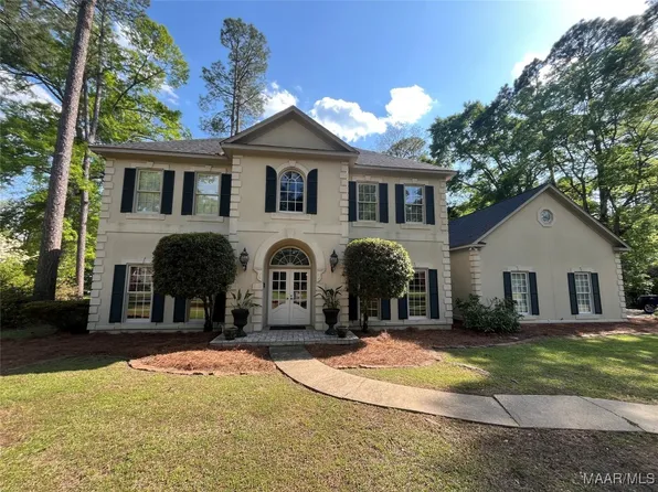 9 E Chambliss Dr, Selma, AL 36701