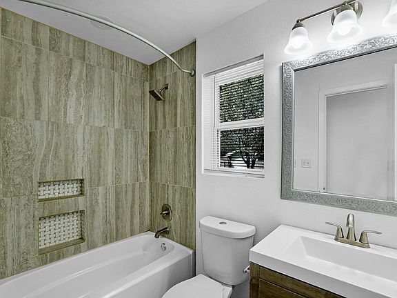 4th image of 2604 Danny Ln