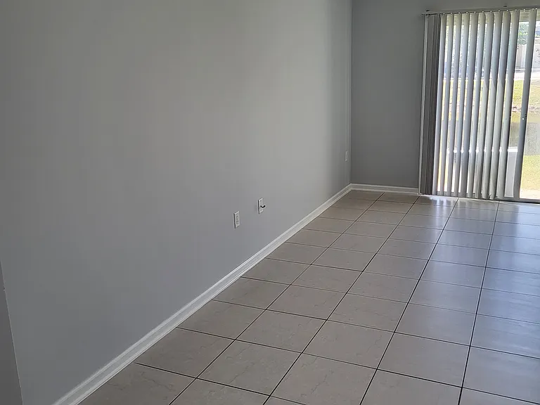 83 Moultrie Village Ln — Photo 5