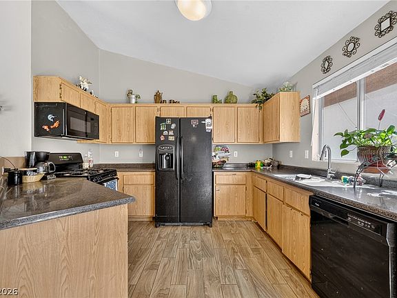 4th image of 4614 Little Finch Ln