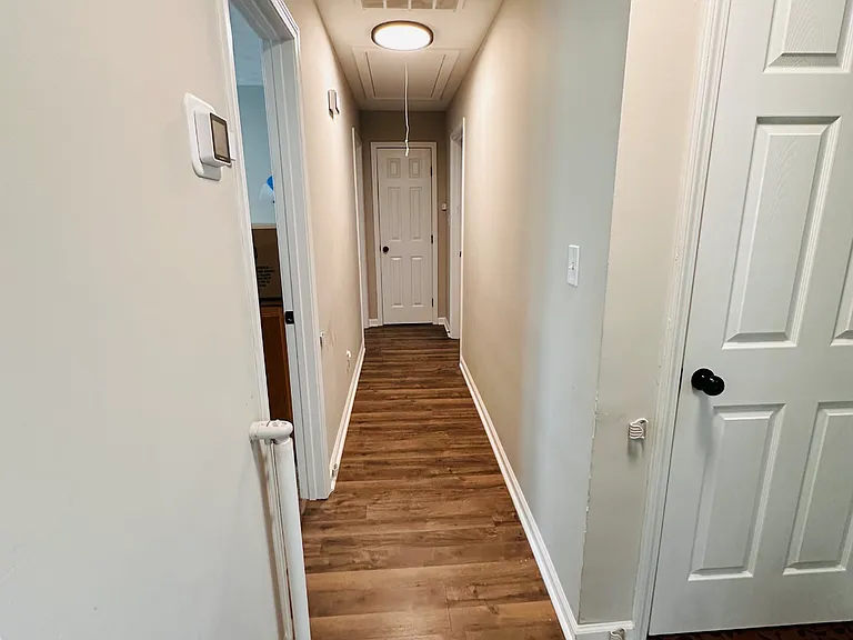 1068 Waterside Dr SE — Photo 5