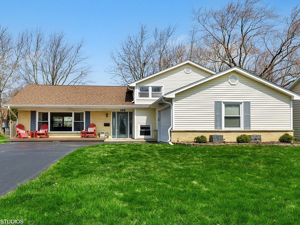 1st image of 688 White Birch Ln