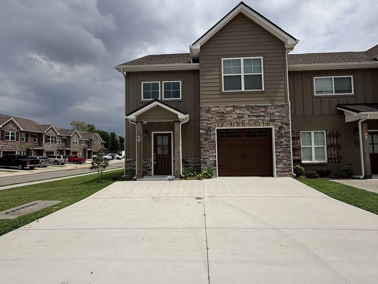 2 bed, 1.5 bath, 1485 sqft, $1,750 — Photo 3