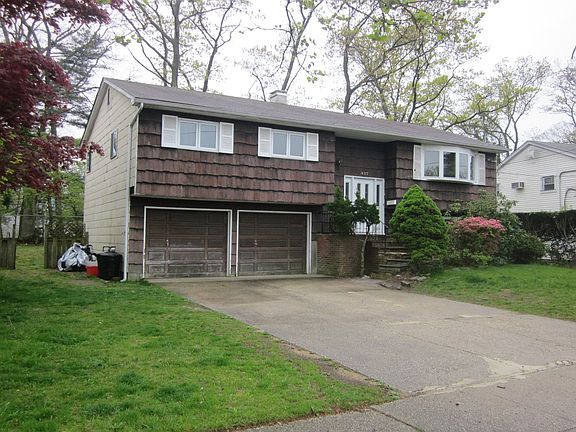 3rd image of 427 Holly Pl