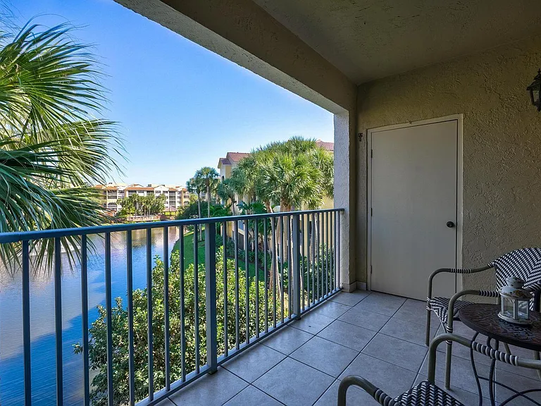 300 Uno Lago Dr #303 — Photo 21
