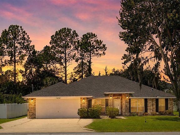 3rd image of 38 PRINCESS ROSE DRIVE