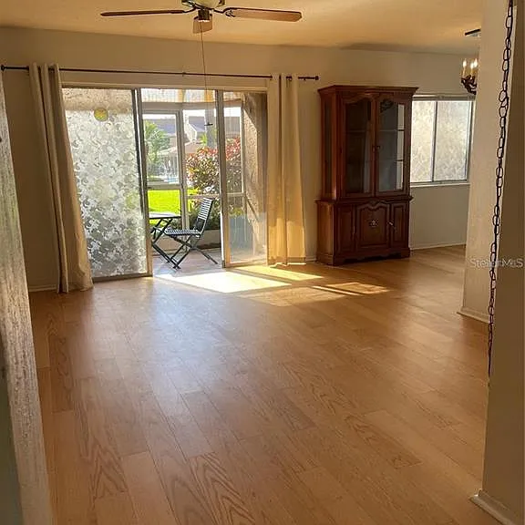1589 Greenlea Dr #3 — Photo 7