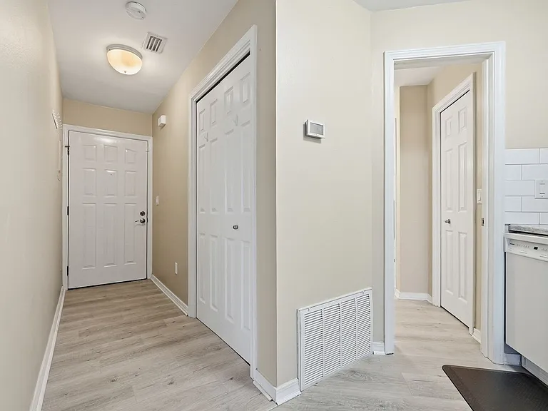 48 Marina Cove Dr #103A — Photo 6