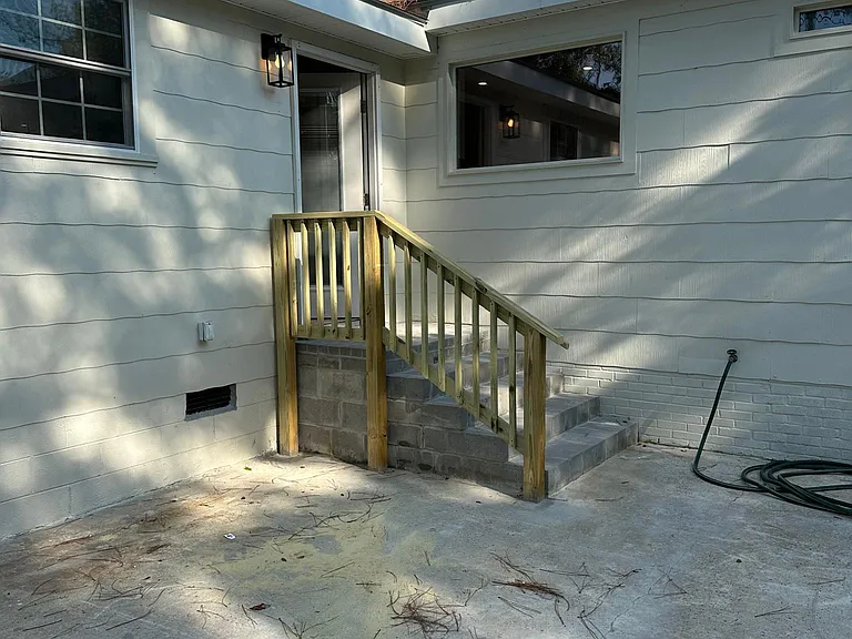 105 Tucwal St — Photo 31
