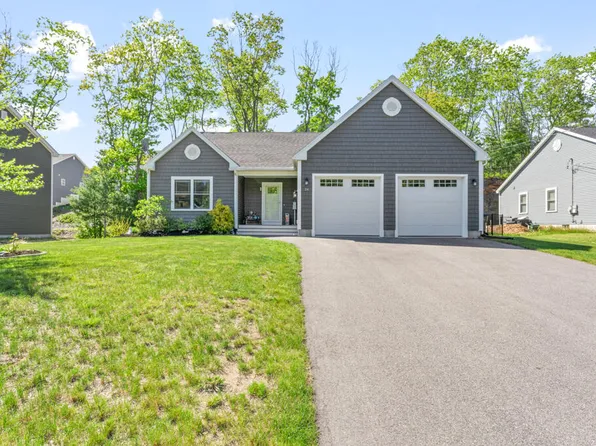 24 Kapok Street, Old Orchard Beach, ME 04064