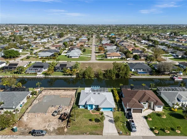 1229 SW 24th St, Cape Coral, FL 33991