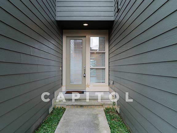 3rd image of 3166 Vista Verde Ln SW