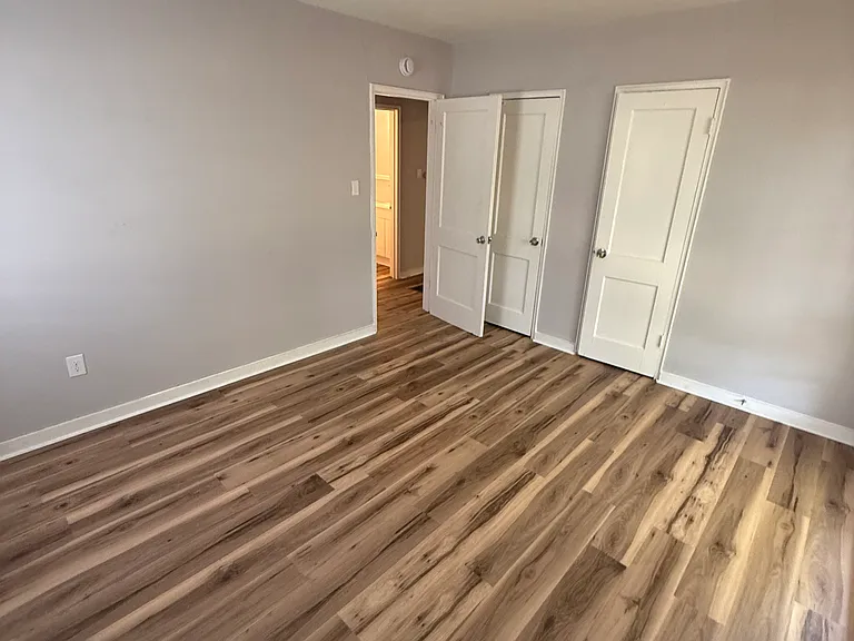 902 Lindsey Dr — Photo 16
