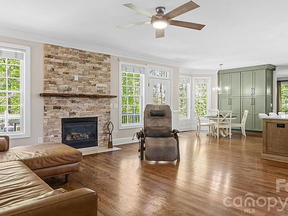 4th image of 9024 Arrington Manor Pl